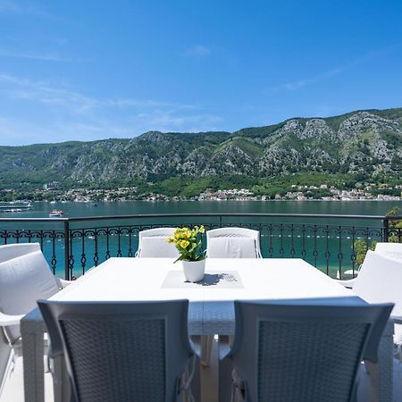 The Golden Luxury Apartments Котор Екстериор снимка