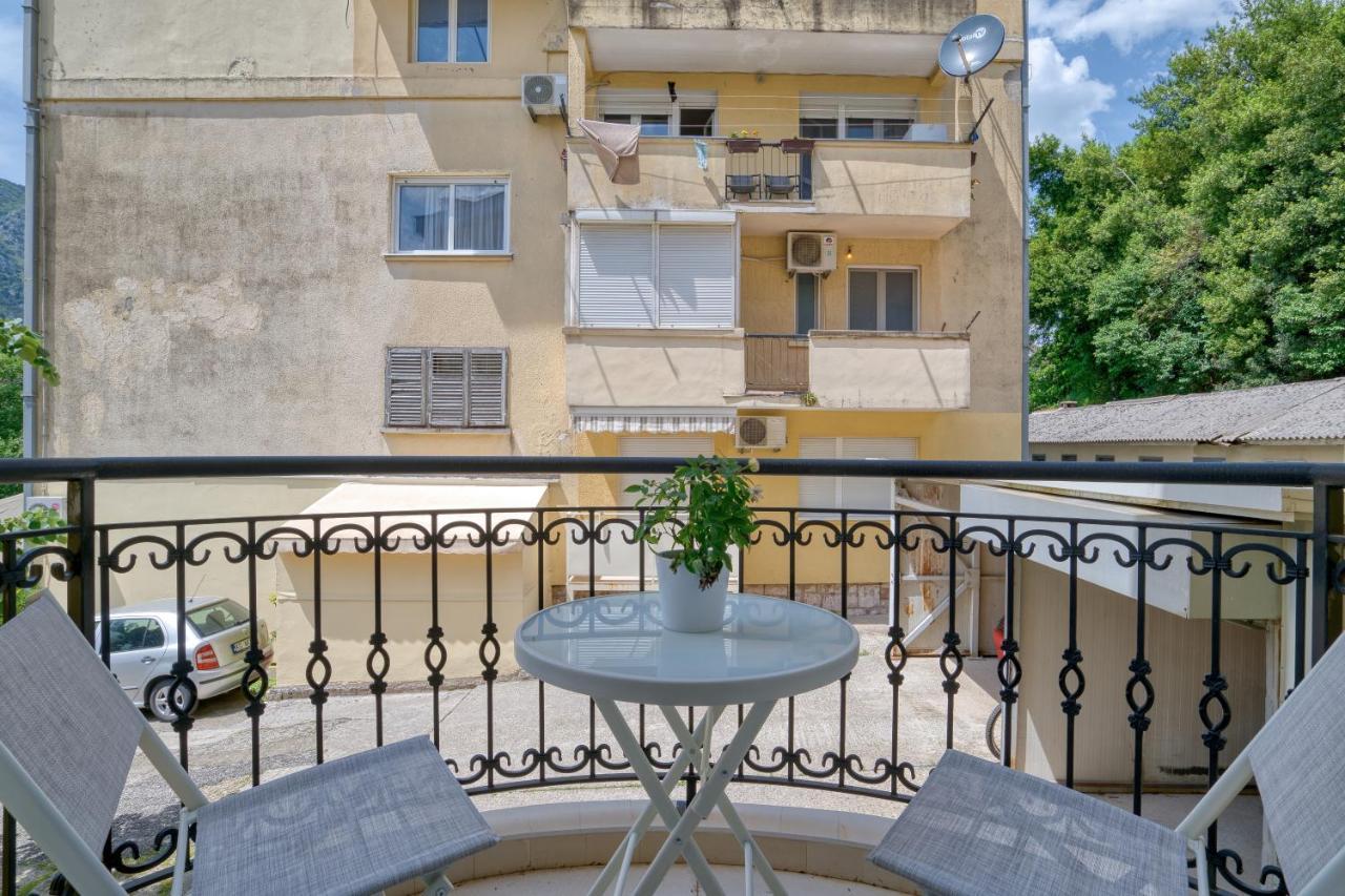 The Golden Luxury Apartments Котор Екстериор снимка