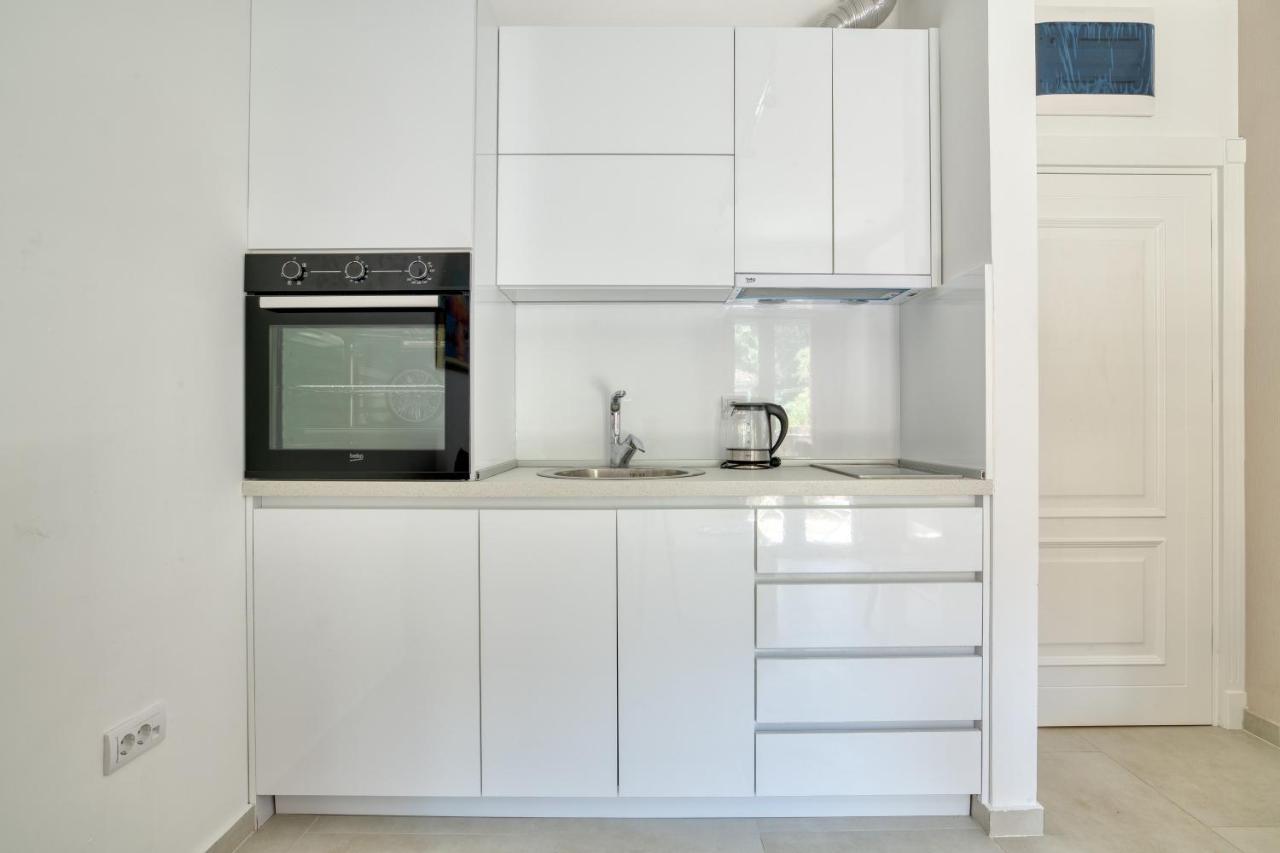 The Golden Luxury Apartments Котор Екстериор снимка
