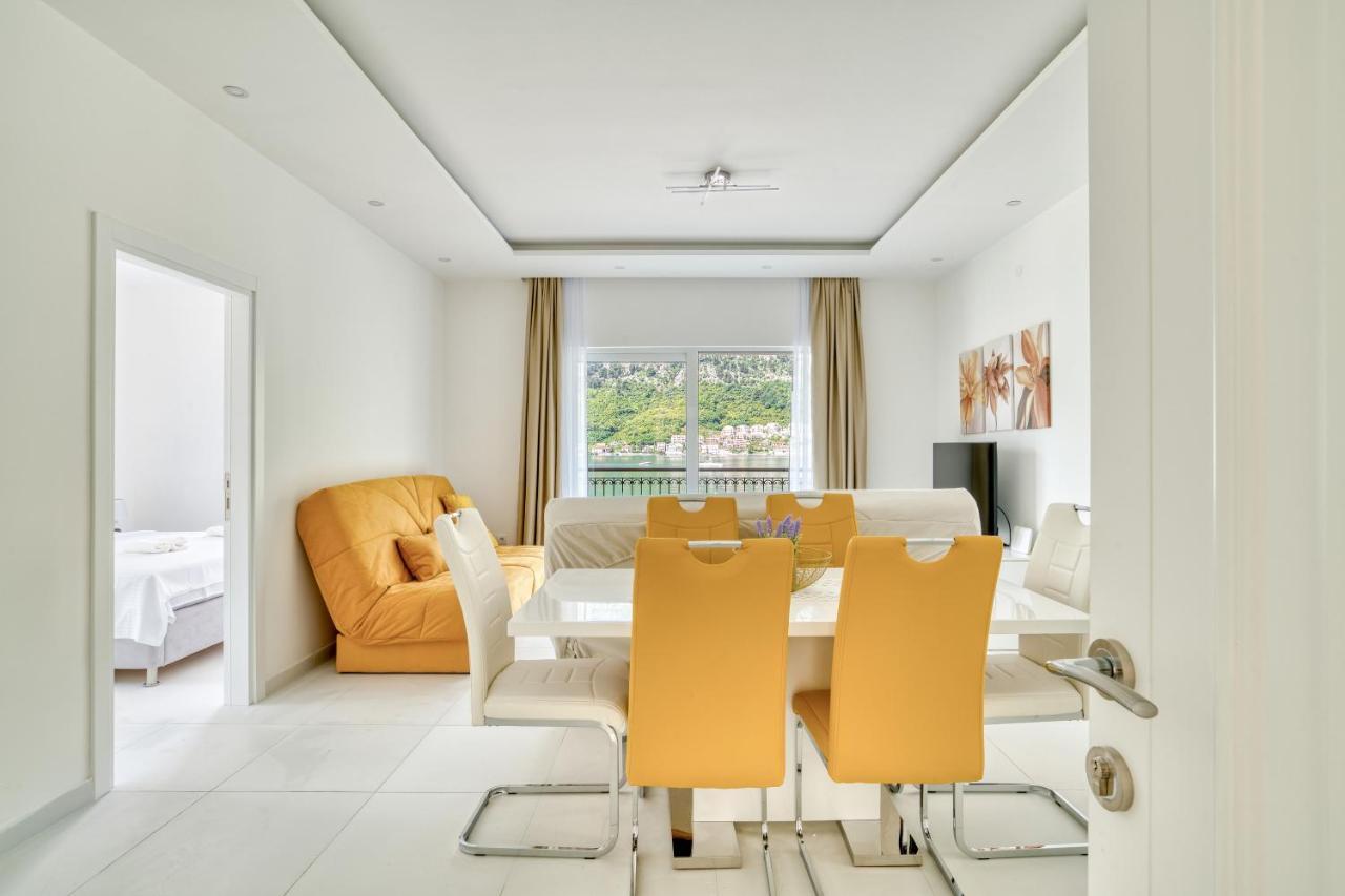 The Golden Luxury Apartments Котор Екстериор снимка