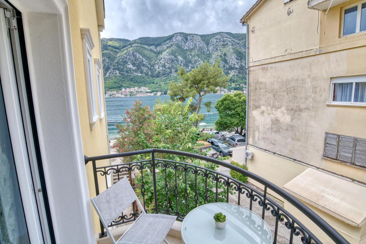 The Golden Luxury Apartments Котор Екстериор снимка