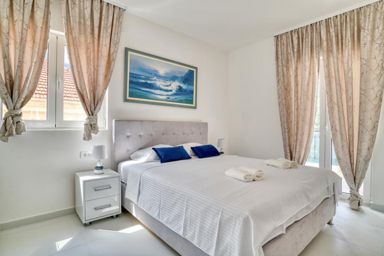 The Golden Luxury Apartments Котор Екстериор снимка