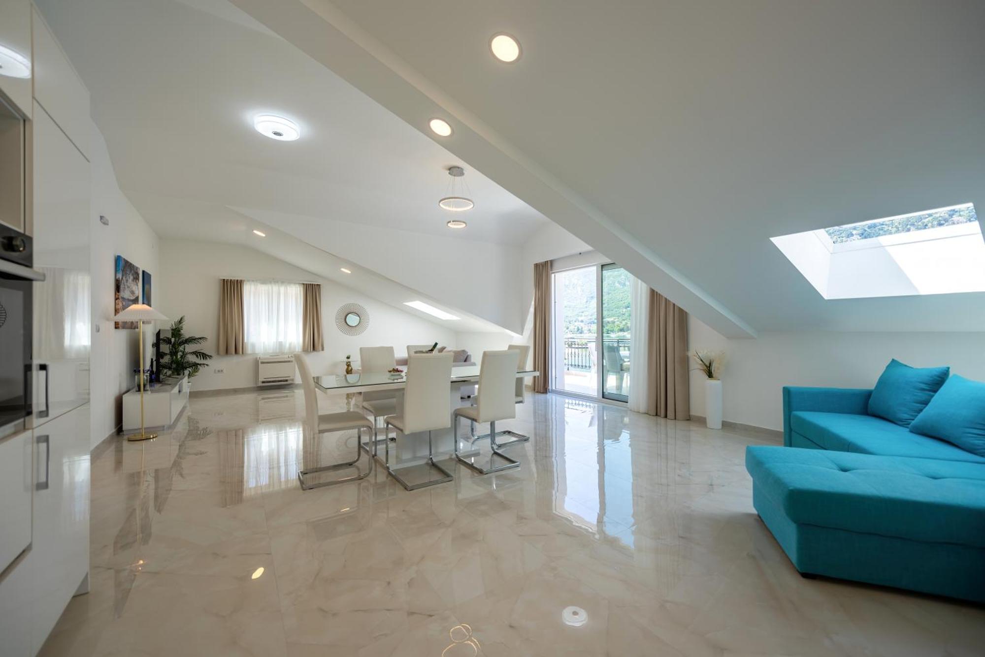 The Golden Luxury Apartments Котор Екстериор снимка